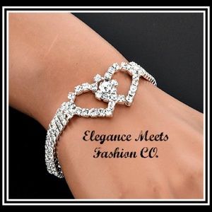 STUNNING SILVER PLATED DOUBLE HEART BRACELET